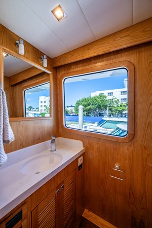 Day Head Sink and Huge Window