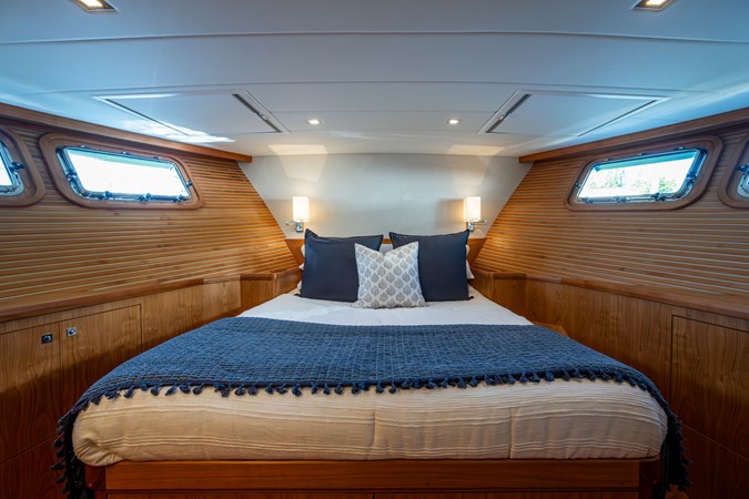 VIP Queen Guest Stateroom