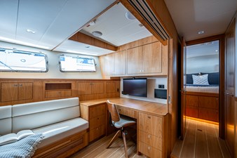 MER-SEA 21 Third Stateroom Desk
