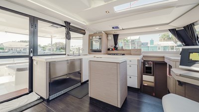 AILA 44 