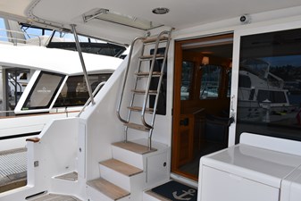64 Ocean Alexander  48 