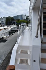 64 Ocean Alexander  58 