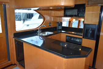 64 Ocean Alexander  13 