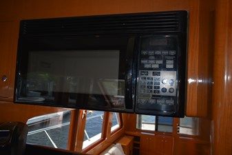 64 Ocean Alexander  17 