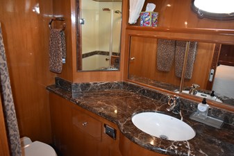 64 Ocean Alexander  34 