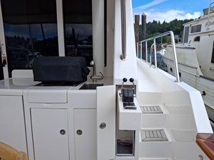 64 Ocean Alexander  60 