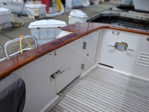 64 Ocean Alexander  49 