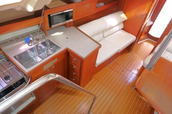 THUMPER 11 Salon Port