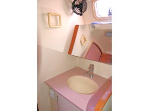 THUMPER 40 Master Vanity