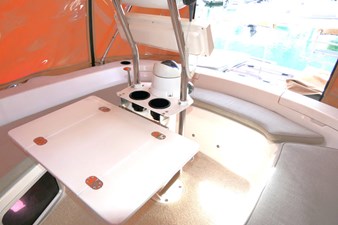 THUMPER 57 Cockpit Table