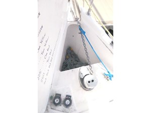 THUMPER 79 Deck Windlass