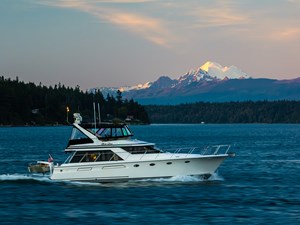 Bella Luna  57 
