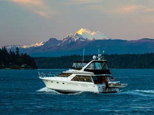 Bella Luna  58 