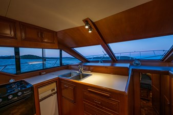 Bella Luna  41 