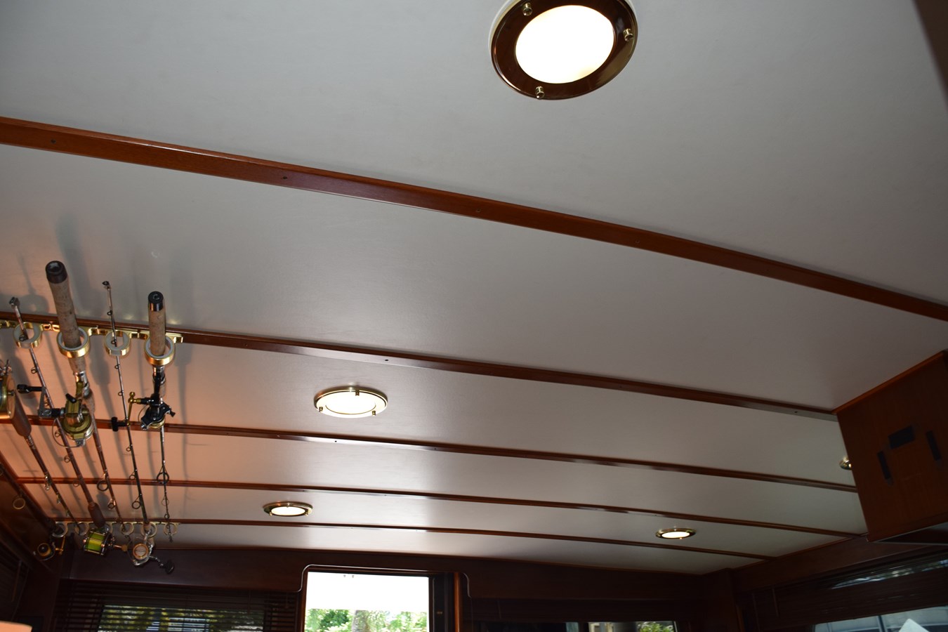 Salon headliner with teak battens
