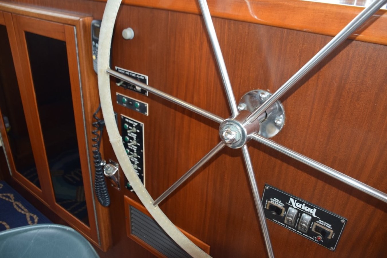 Naiad stabilizer control pannel and bilge control panel