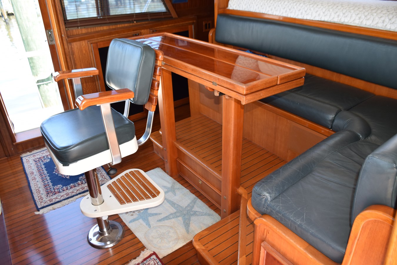 Leather settee is raised offering good visibility