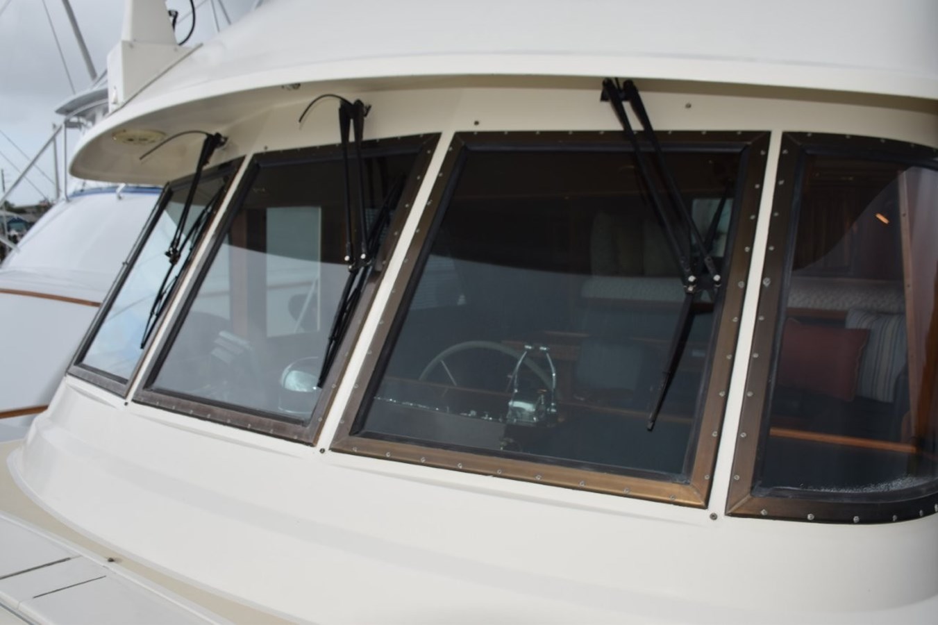 Pilothouse windows with wipers and washers