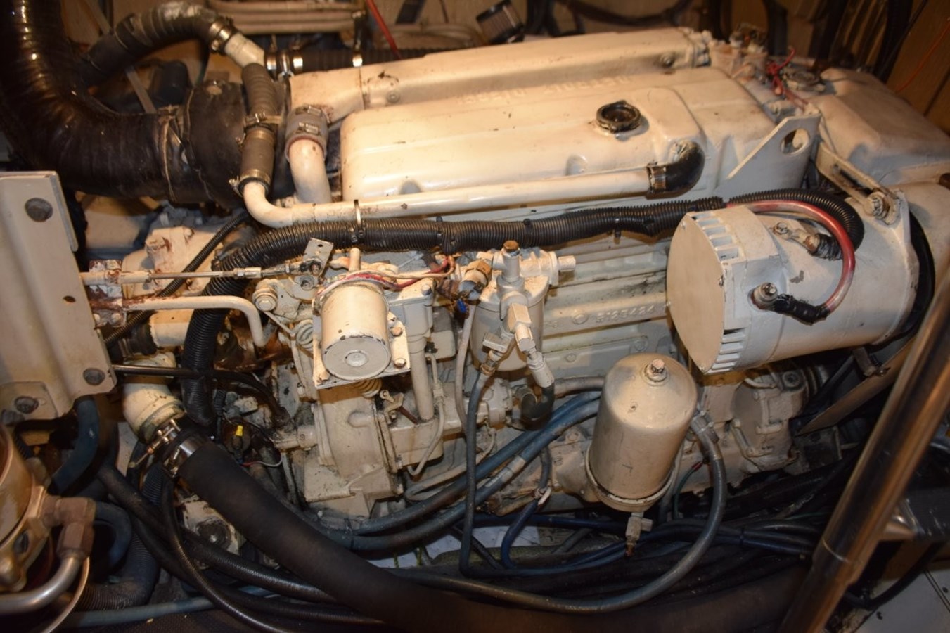 Detroit Diesel 4-53 natural aspirated port side motor