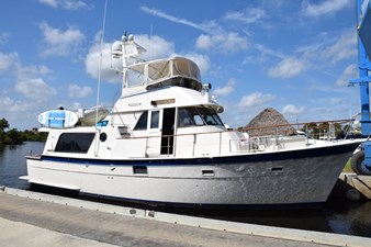 48' Hatteras LRC 1978, QA3