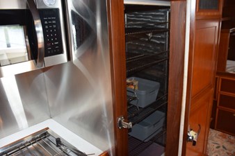 Stailness lined chest refrigerator