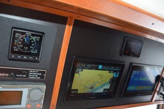 Recent Garmin suite with two 12-inch displays, autopilot and data station