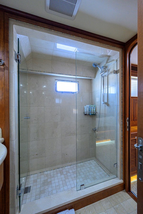 Master Stateroom Head