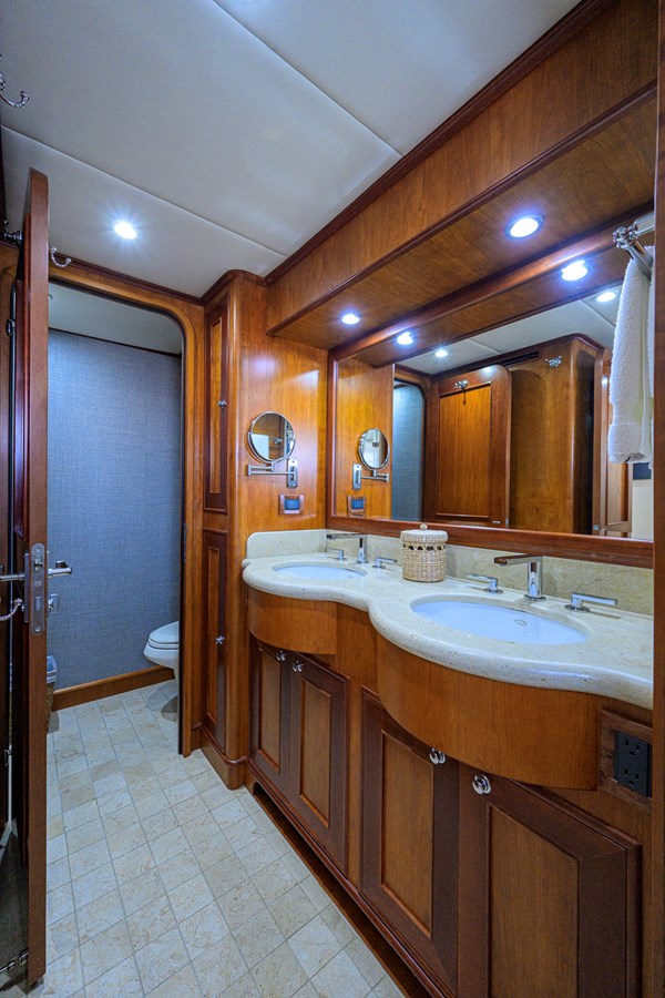 Master Stateroom Head
