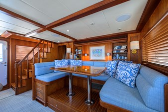 ON OUR WAY 13 Pilothouse