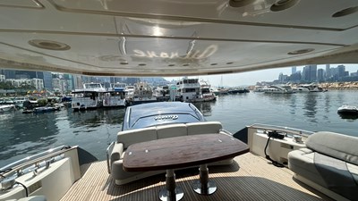 AURORA 32 