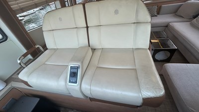AURORA 38 