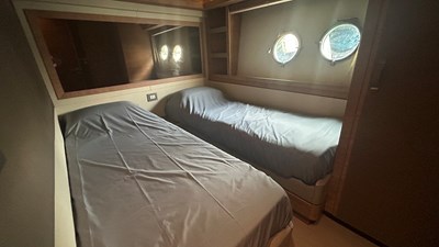 AURORA 66 