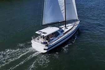 Beneteau Oceanis Yacht 62 4 