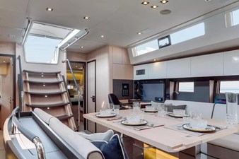 Beneteau Oceanis Yacht 62 7 