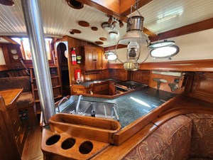 HEURE BLEUE 13 Galley