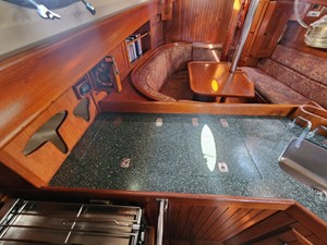 HEURE BLEUE 16 Galley counter