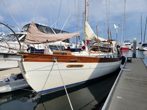 HEURE BLEUE 44 Dockside port