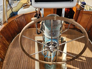 HEURE BLEUE 48 Pedestal