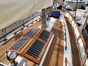 HEURE BLEUE 51 Deck forward