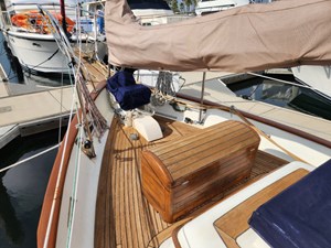 HEURE BLEUE 53 Foredeck