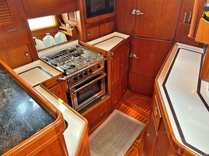 BEAU GESTE 26 Little Harbor 60, BEAU GESTE, Galley