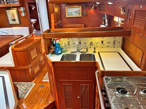 BEAU GESTE 27 Little Harbor 60, BEAU GESTE, Galley Forward