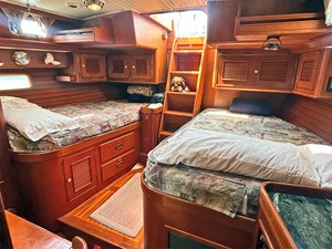 BEAU GESTE 33 Little Harbor 60, BEAU GESTE, Owners Cabin