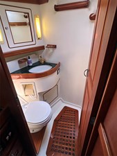 BEAU GESTE 40 Little Harbor 60, BEAU GESTE, Port Guest Head