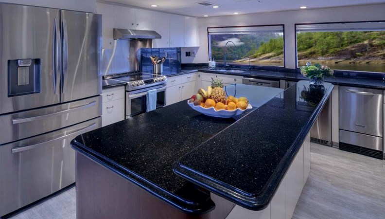 BLACKWOOD - Yacht for sale