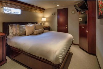 BLACKWOOD 12 Port Guest Stateroom