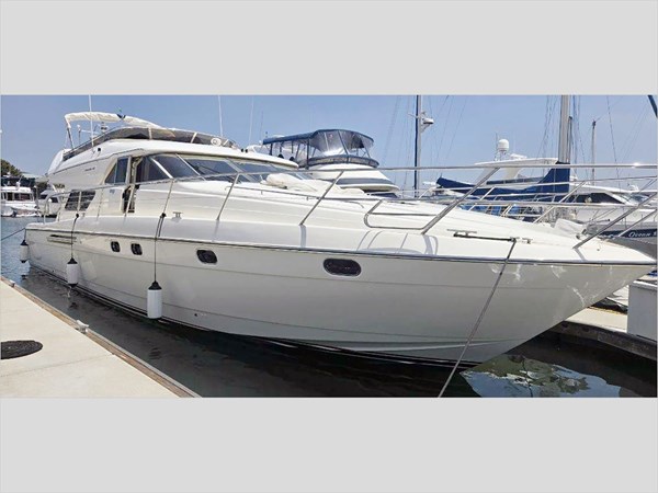 60' PRINCESS 1996 FLYBRIDGE SPORT CRUISER - Яхта на продажу