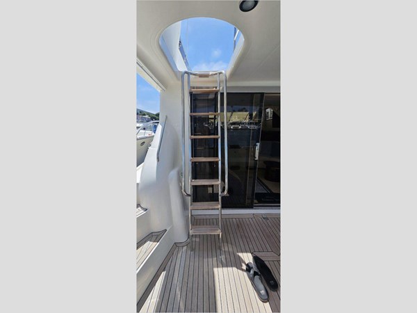 60' PRINCESS 1996 FLYBRIDGE SPORT CRUISER - Яхта на продажу