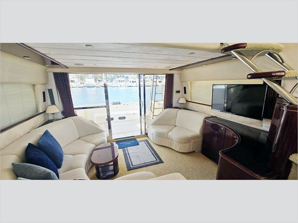 60' PRINCESS 1996 FLYBRIDGE SPORT CRUISER - Яхта на продажу