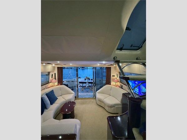 60' PRINCESS 1996 FLYBRIDGE SPORT CRUISER - Яхта на продажу